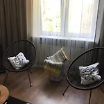 Apartament W Domku